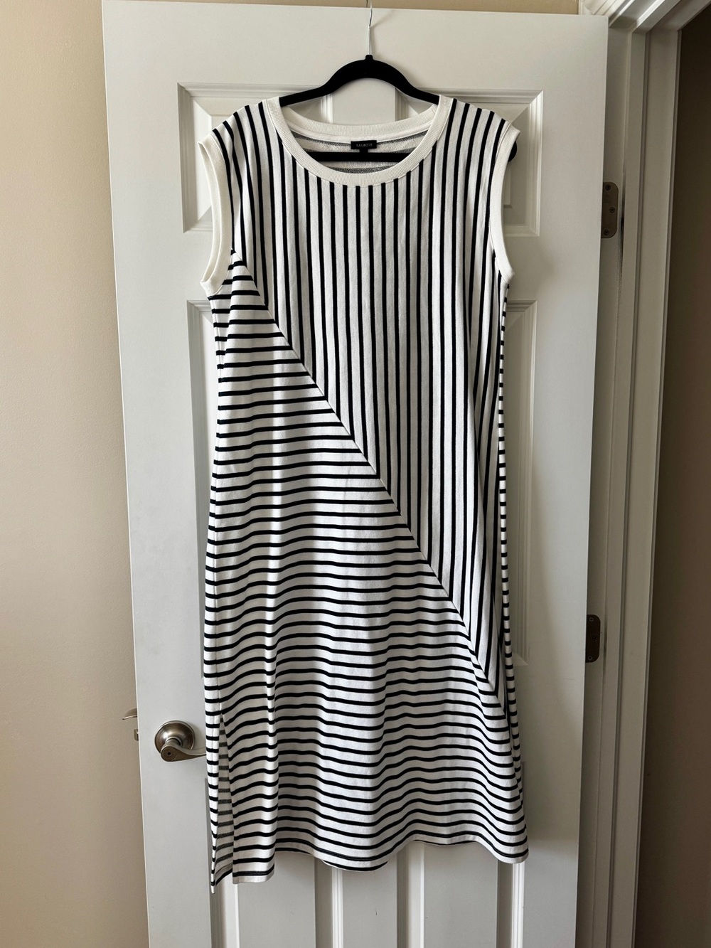 Talbots Black and White Striped Sleeveless Maxi Dress L